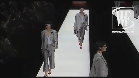 Giorgio Armani Весна/Лето 2018 Неделя Моды в Милане